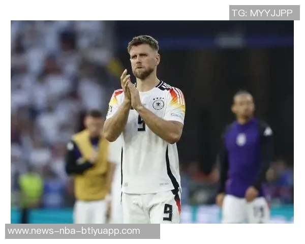 菲尔克鲁格在社交媒体上庆祝加盟米兰表达荣幸与期待的心情