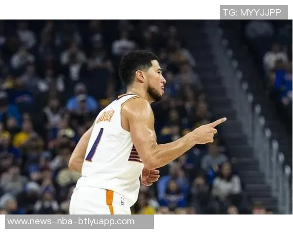 布克生涯30分场次追平韦德但出场次数仍落后354场数据分析